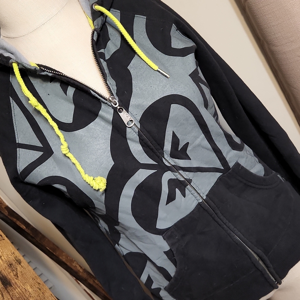 Roxy sweatshirt